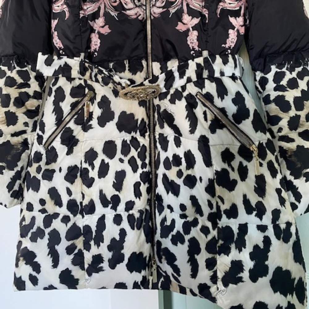 Roberto Cavalli Black and Pink Puffer Jacket with Bold Patterns - Picture 3 of 16